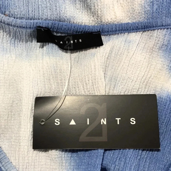 SAINTS 21 Cinch Front Blouse - Picture 4 of 9
